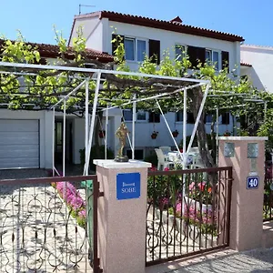 https://guesthouse-meri.in-istria.net